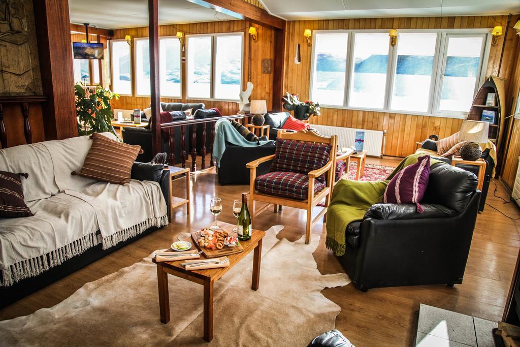Hosteria Pehoe Torres del Paine National Park Εξωτερικό φωτογραφία